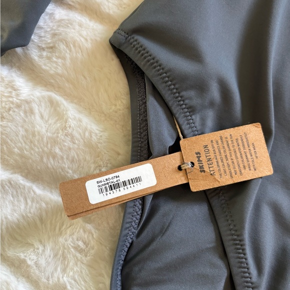 SKIMS Swim Long Sleeve One Piece - Picture 3 of 3